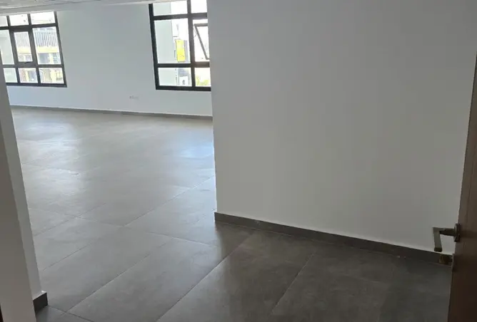 112708000 - Property Image 3