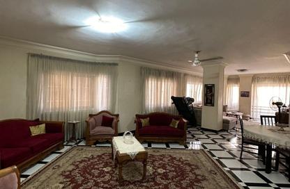 Apartment - 3 Bedrooms - 2 Bathrooms for sale in Dr Hassan Al Sherif St. - 8th Zone - Nasr City - Cairo