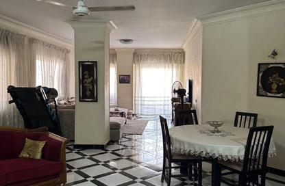 Apartment - 3 Bedrooms - 2 Bathrooms for sale in Dr Hassan Al Sherif St. - 8th Zone - Nasr City - Cairo