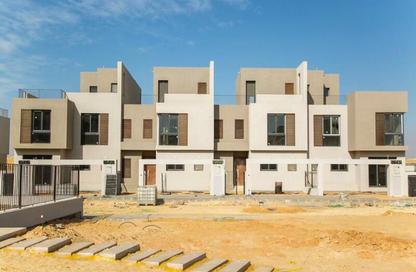Villa - 4 - 4 for sale in Sodic East - 6th District - New Heliopolis - Cairo