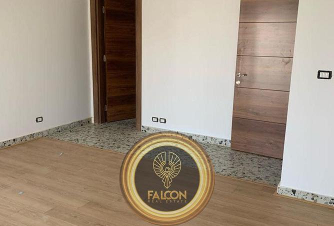 8612190 - Property Image 3