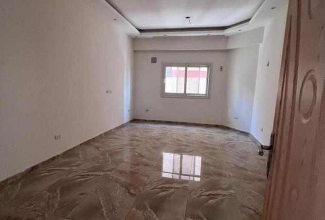 66701611 - صورة العقار 2