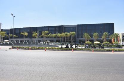Office Space - Studio - 2 Bathrooms for sale in Lake Town Mall - 5th Settlement Compounds - The 5th Settlement - New Cairo City - Cairo Office Space - Studio - 2 Bathrooms for sale in Lake Town Mall - 5th Settlement Compounds - The 5th Settlement - New Cairo City - Cairo