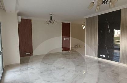 شقة - 3 غرف نوم - 3 حمامات للايجار في ذا كورت ياردز - كمبوندات الشيخ زايد - الشيخ زايد - الجيزة