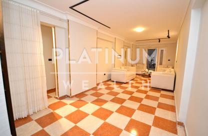 Apartment - 3 - 1 for sale in Al Nasr St. - Smouha - Hay Sharq - Alexandria