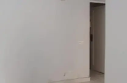 شقة - 2 غرف نوم - 1 حمام للايجار في الاشرفية - المستثمرين الشمالية - مدينة القاهرة الجديدة - القاهرة