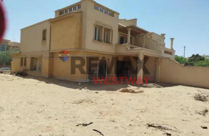 تاون هاوس - 3 غرف نوم - 3 حمامات للبيع في ميدوز بارك - كمبوندات الشيخ زايد - الشيخ زايد - الجيزة