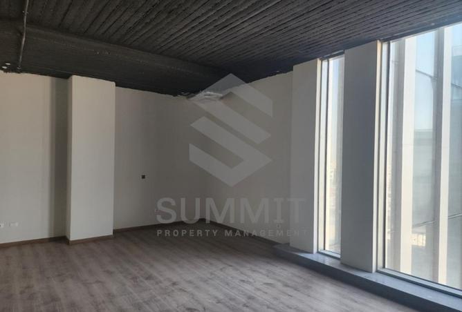 74042870 - Property Image 3