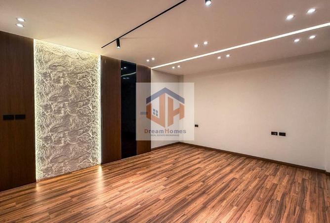 97431831 - Property Image 2