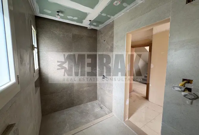 102073750 - Property Image 3