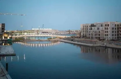 فيلا - 5 غرف نوم - 5 حمامات للبيع في مراسي - سيدي عبد الرحمن - الساحل الشمالي فيلا - 5 غرف نوم - 5 حمامات للبيع في مراسي - سيدي عبد الرحمن - الساحل الشمالي