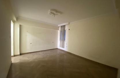 Apartment - 3 Bedrooms - 3 Bathrooms for rent in Shooting Club Street - Dokki - Giza