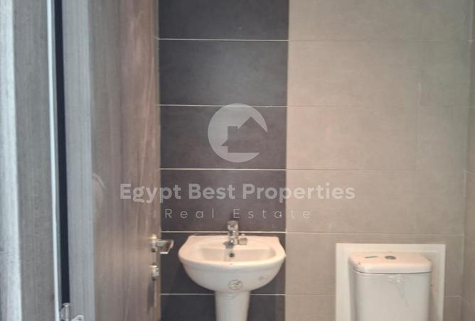 70369821 - صورة العقار 3