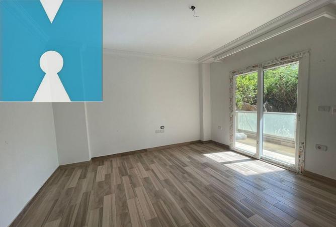 8699981 - Property Image 3