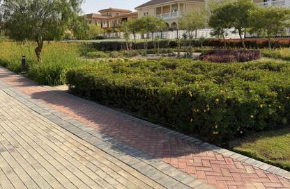 Villa - 6 Bedrooms - 5 Bathrooms for sale in Cluster 1 - Hyde Park - New Cairo City - Cairo