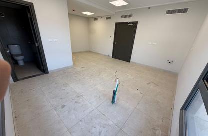 Medical Facility - Studio - 2 for rent in New Giza - Cairo Alexandria Desert Road - 6 October City - Giza