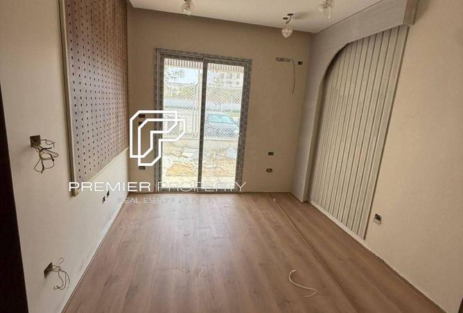 72452633 - Property Image 2