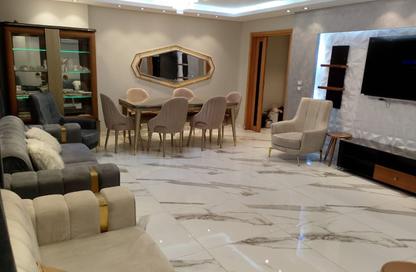 Apartment - 3 Bedrooms - 3 Bathrooms for rent in Nile Corniche St. - Al Agouza - Giza