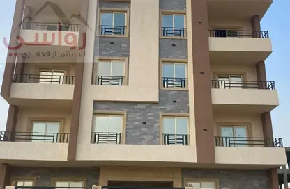Apartment - 3 Bedrooms - 2 Bathrooms for sale in Bait Alwatan - The 5th Settlement - New Cairo City - Cairo
