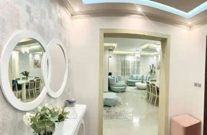 شقة - 3 غرف نوم - 3 حمامات للايجار في مدينتي - القاهرة