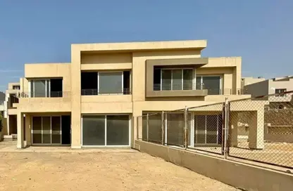 منزل مزدوج - 4 غرف نوم - 5 حمامات للبيع في جولف فيوز - طريق مصر اسكندرية الصحراوي - مدينة 6 أكتوبر - الجيزة